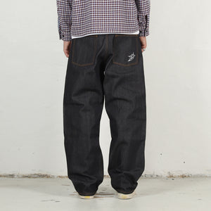 Loose-Fit Rigid Selvedge Jean
