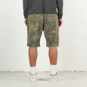 Script Cut-Off Sweat Shorts - Tree Camo