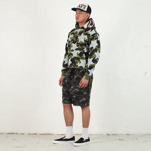 Sta Over Print 1st Camo Shark Crop - Green