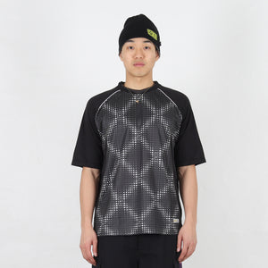 Cross Plaid T-Shirt - Black/Grey