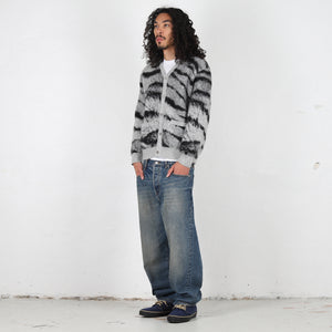 Hairy Tiger Knit Grey