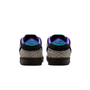 SB Dunk Low Pro x Dashawn Jordan - String/Black