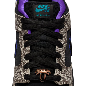SB Dunk Low Pro x Dashawn Jordan - String/Black