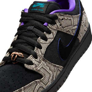 SB Dunk Low Pro x Dashawn Jordan - String/Black