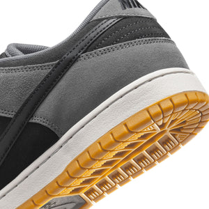 Nike SB Dunk Low Pro - Dk Smoke Grey